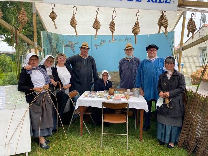 Foire à l'Ancienne de Challans, avec les bénévoles de la commune