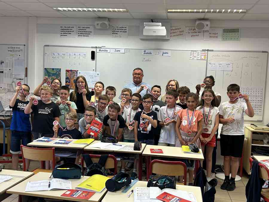 Passeport du civisme : remise des récompenses aux CM1 et CM2